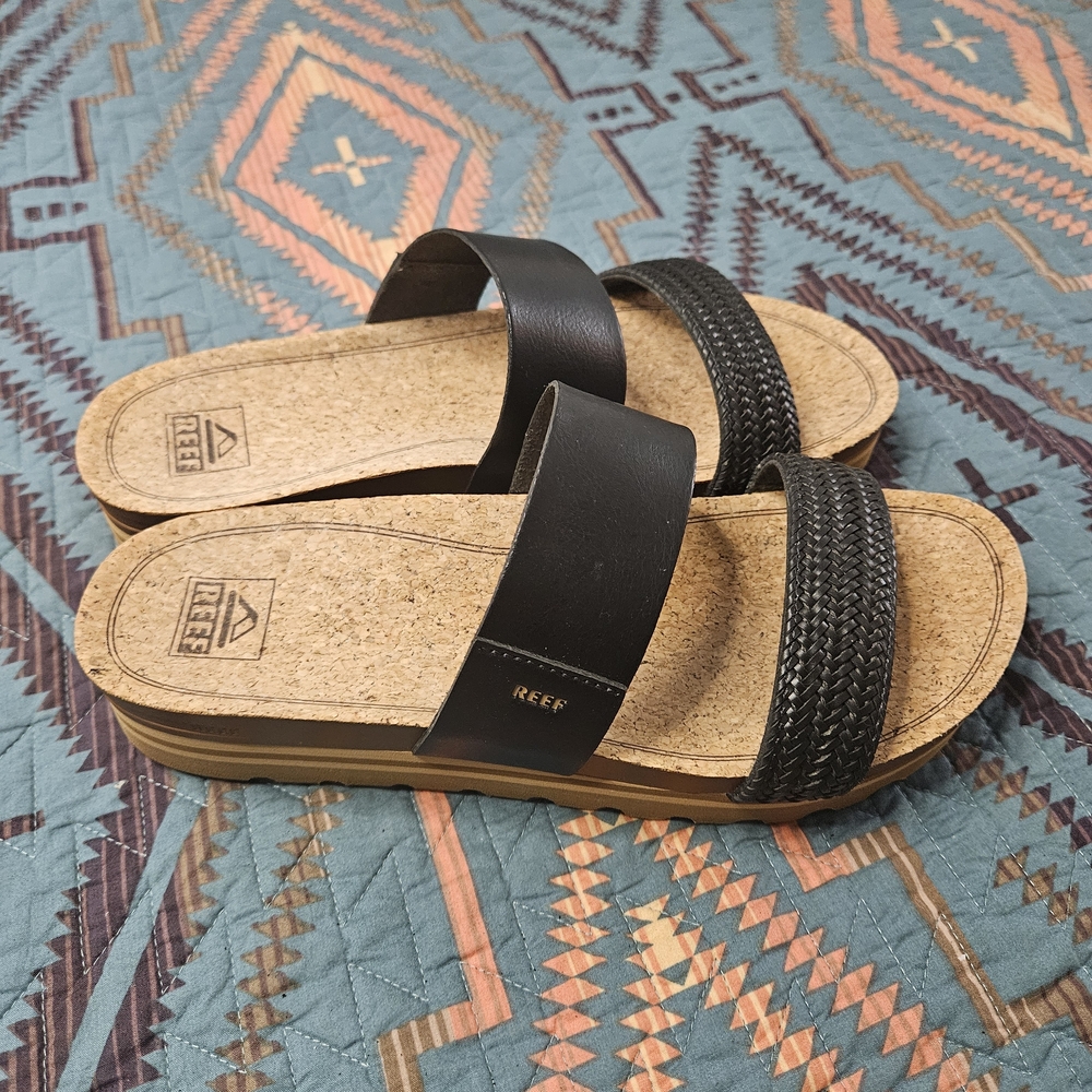 Reef‎ Women's Black and Brown Sandals